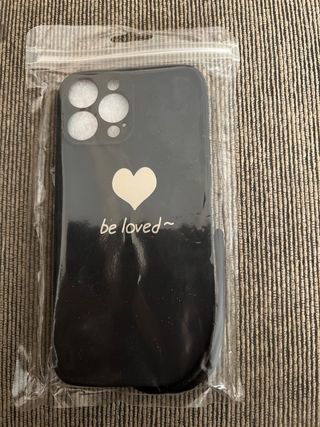 Custodia iPhone 13 Pro Max Nera con Cuore