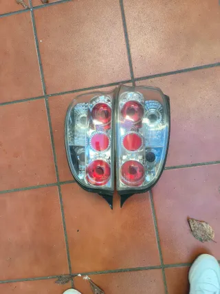 Pilotos traseros deportivos  Saxo (Citroën)