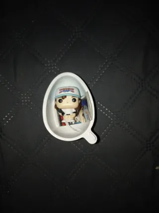 Huevo Kinder sorpresa Stranger Things Dustin