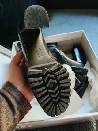 Botines Zara Tacón Talla 39 Negros