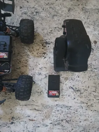 Coche RC todoterreno