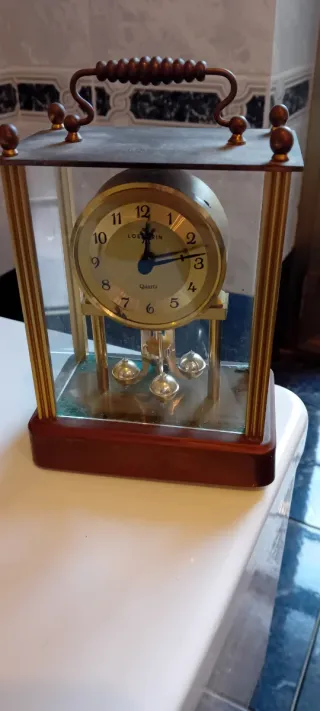 Orologio da tavolo in ottone