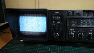 TRENSI Radio Cassette TV LW-MW-FM
