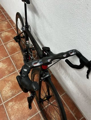 Bicicleta de carretera carbono