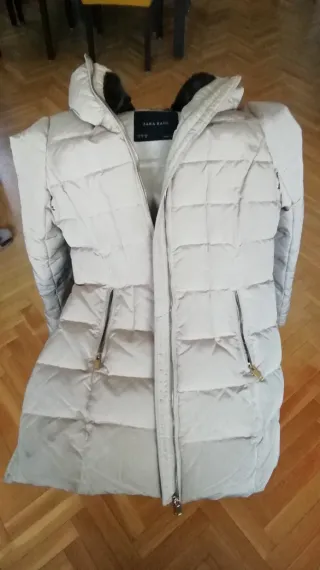 Plumífero Zara Beige Mujer