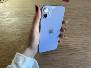 iPhone 11 Viola