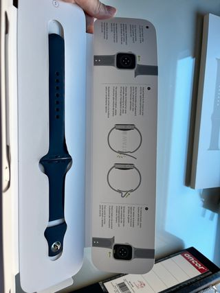 Apple Watch (Series 7) 2021 GPS + Cellular 45 mm -