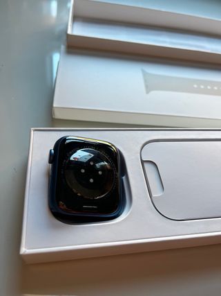 Apple Watch (Series 7) 2021 GPS + Cellular 45 mm -