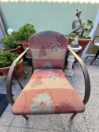 Silla de jardín decorativa