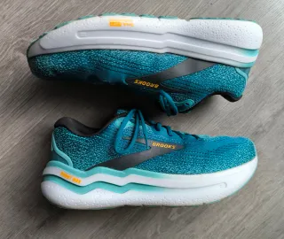 Brooks Ghost Max 2 - Como nuevas, con caja