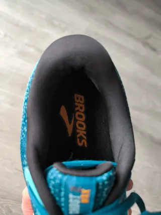 Brooks Ghost Max 2 - Como nuevas, con caja