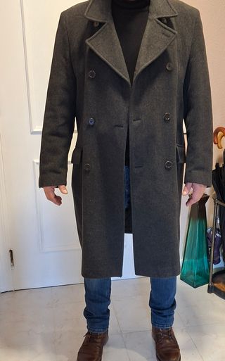 Abrigo largo gris hombre