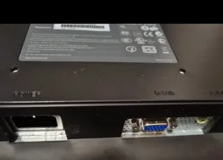 Monitor Hyundai nero