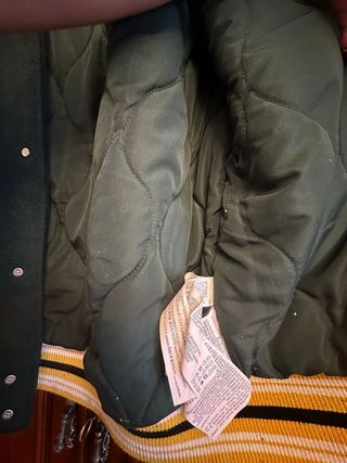 Chaqueta Zara Talla M Verde y Amarilla