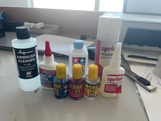 Lote de modelismo: Vallejo, Tamiya, Deluxe