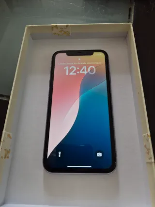 iPhone 11 128GB Morado
