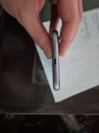 iPhone 11 128GB Morado