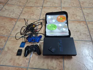 Consola PlayStation 2 Negra + Accesorios