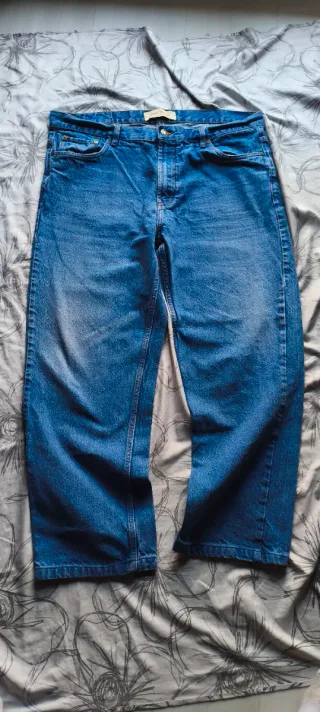 vendo urgentemente 5 jeans taglie 54-56