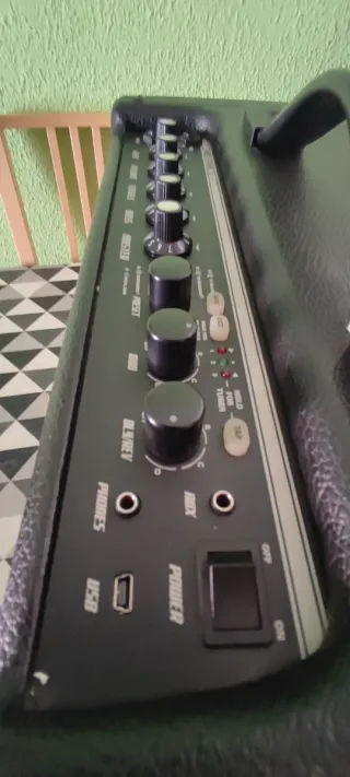 Amplificador Fender Mustang I V2