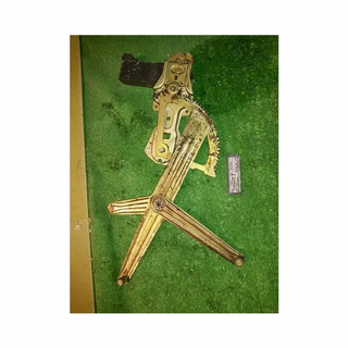 Elevalunas delantero derecho Peugeot 309 I