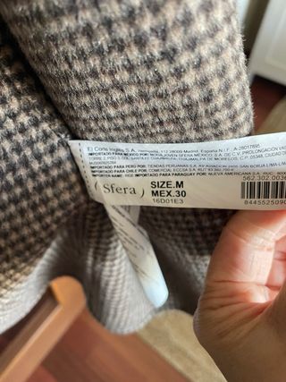 Abrigo cuadros beige y marrón