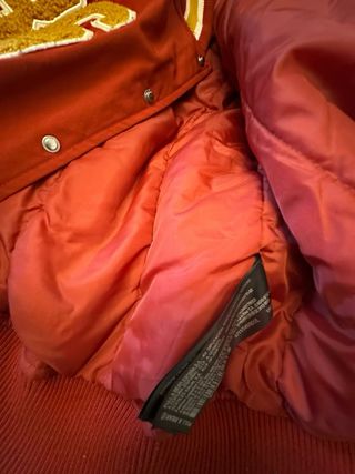 Chaqueta Bomber Pull&Bear Roja y Blanca