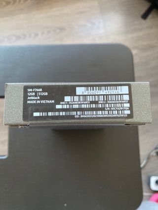 Samsung Galaxy Z Flip7 512GB 12GB RAM