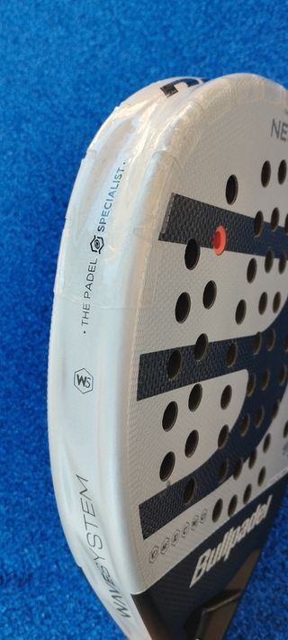 Bullpadel NEURON 2025