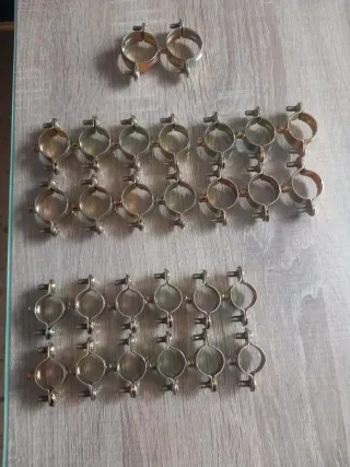 Lote 28 abrazaderas metálicas