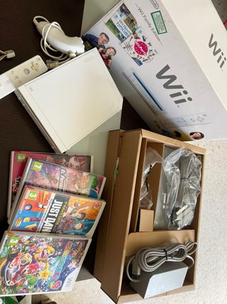 Nintendo Wii Family Edition + 4 juegos