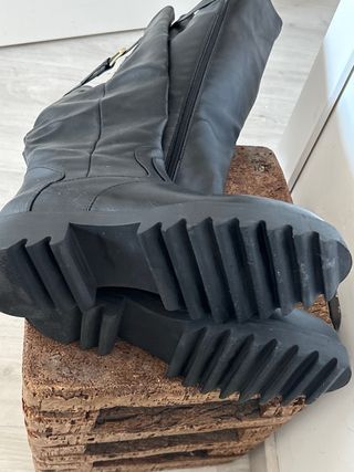 Botas altas negras talla 38.5