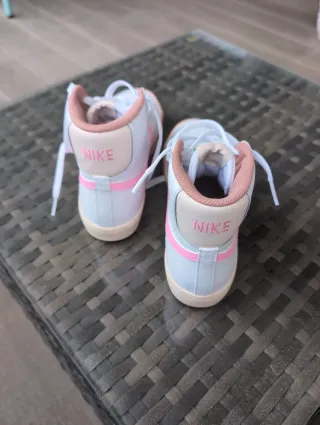 Nike Blazer Mid (Blanco/Rosa)