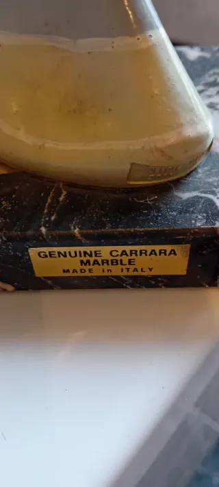 Statua Dama con Ombrello in tesina e Marmo