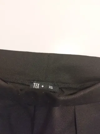 Pantalones negros pierna ancha