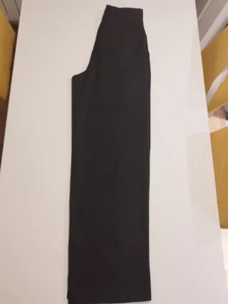 Pantalones negros pierna ancha