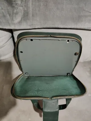 Macchina da scrivere Royalite vintage