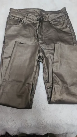 Vaqueros dorados, hecho en españa/ talla M pequeño