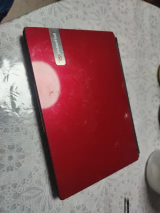 Packard Bell Mini Portátil Rojo