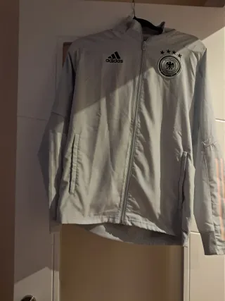 Chaqueta Adidas Alemania gris y rosa
