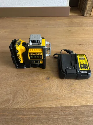 Nivel Láser DeWalt DW089LG Verde