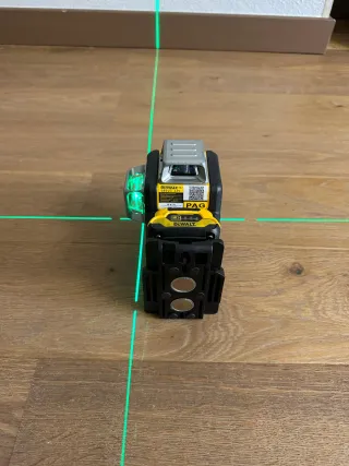 Nivel Láser DeWalt DW089LG Verde