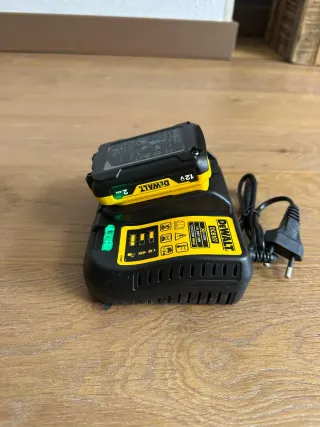 Nivel Láser DeWalt DW089LG Verde