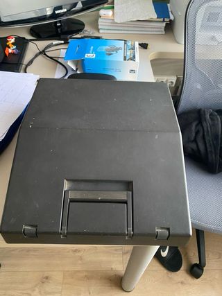 Máquina de escribir Olivetti Lettera 10 + maletín