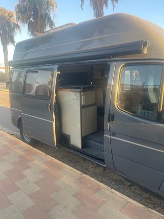 Autocaravana Ford- CS-REISEMOBILE