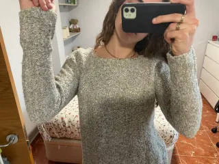 Jersey gris con brillos