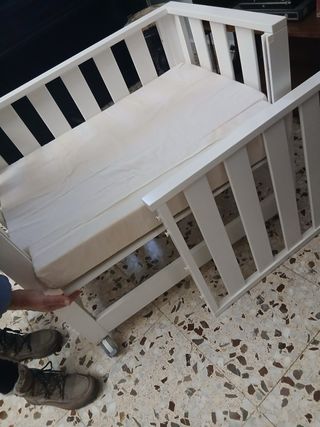 Minicuna bebé colecho/ sillón