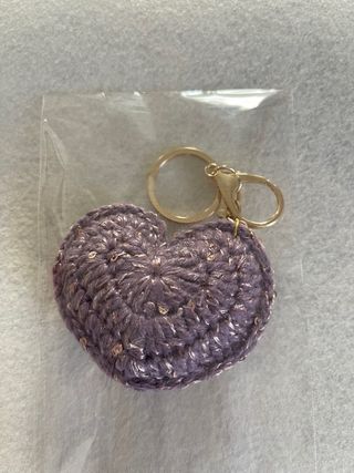 Llavero Corazón Crochet Lentejuelas