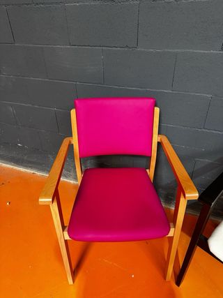 Sillas de madera y tela especiales jeriatria (6ud)