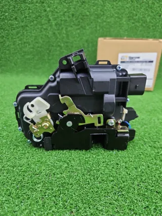 Cerradura puerta delantera izquierda